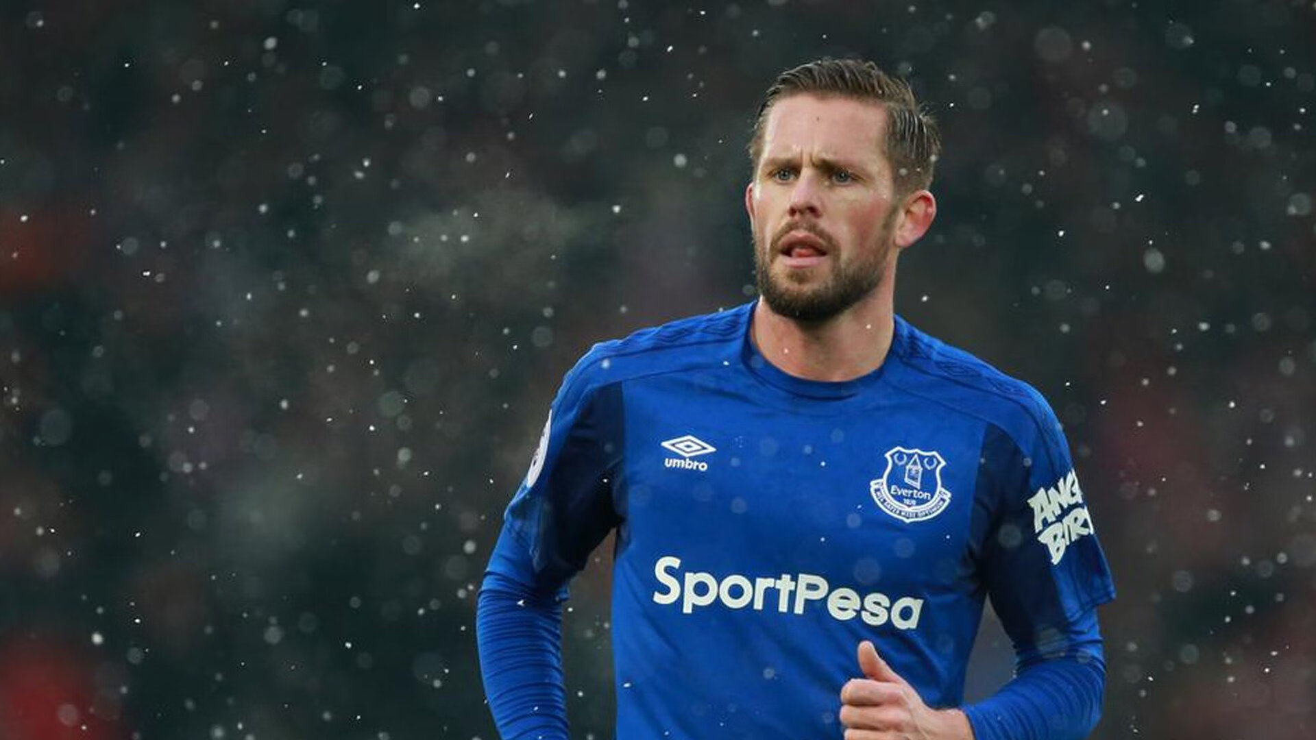 双城记，当罗马的红狼静默，布宜诺斯艾利斯的闪电划破街道—现代体育的悬念消亡与重生