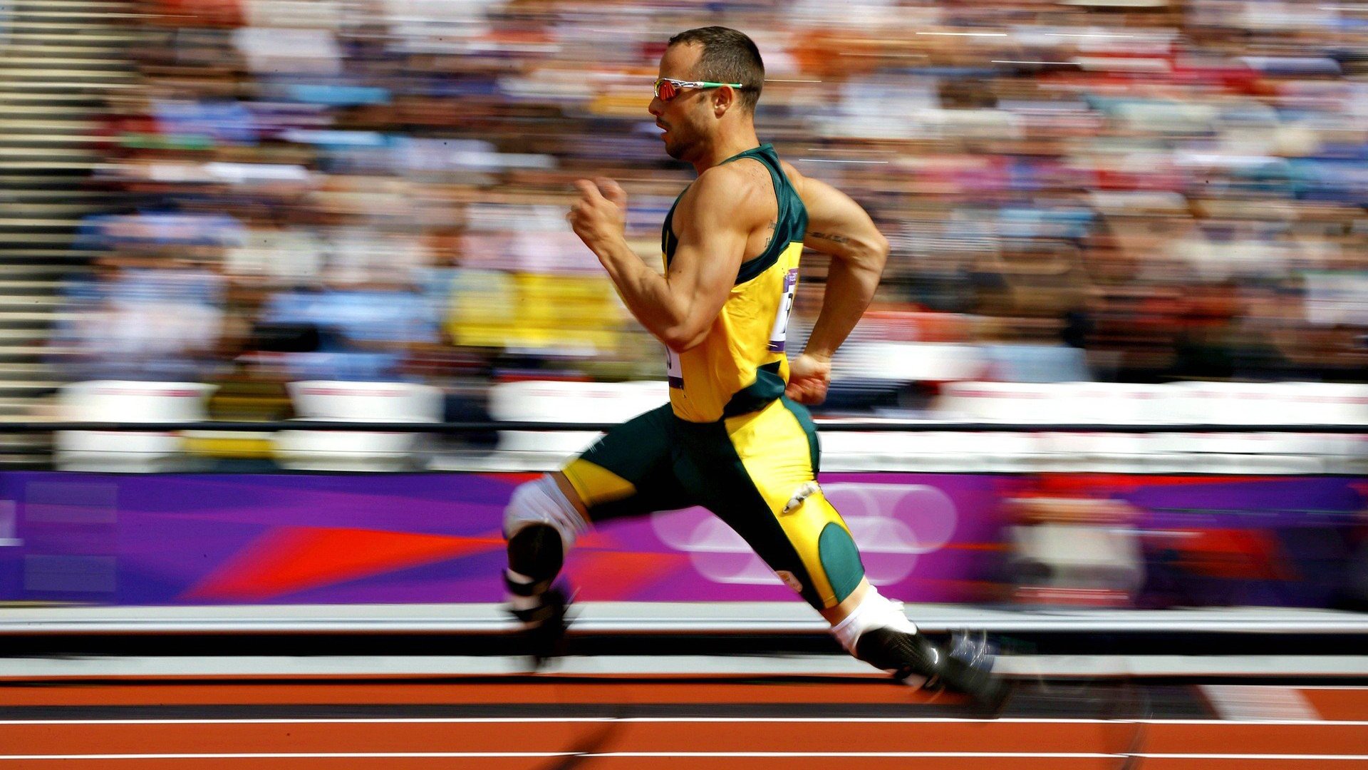 英超争冠焦点战，沙特资本碾压AC米兰，足球新秩序正在形成