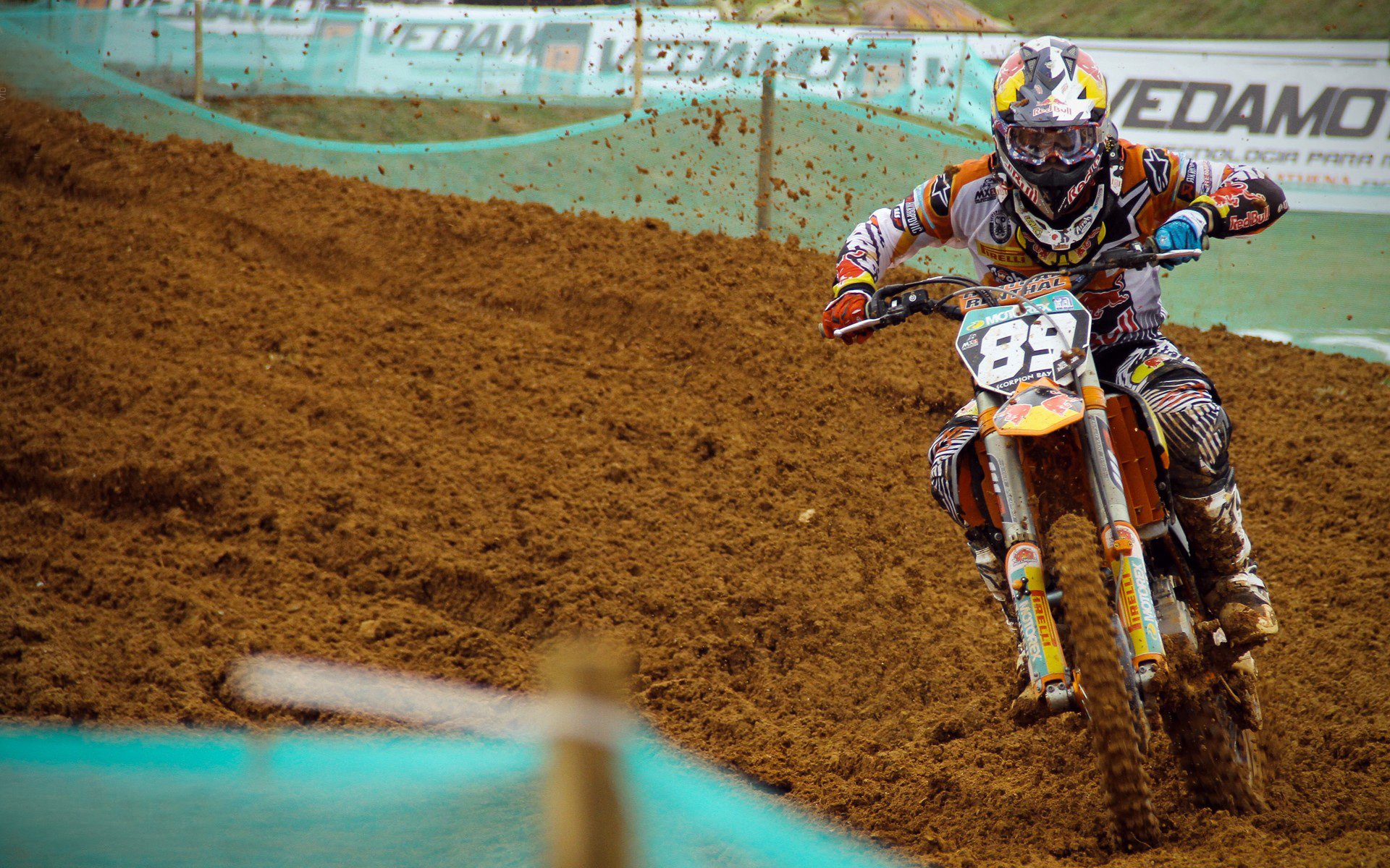 西决生死战焦点战，老鹰血拼掘金，命运之夜的铁血对决