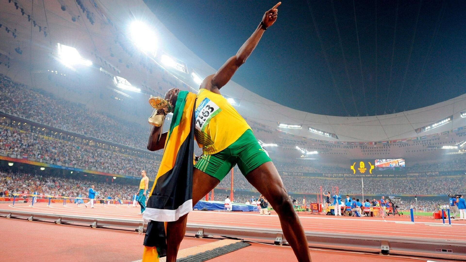 不是梅西，不是天使，当迪马利亚在墨西哥城扛起一支不属于他的球队